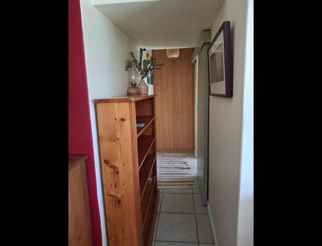 1 BEDROOM PROPERTY TO RENT IN NEWLANDS